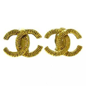 100% Authentic CHANEL - Gold Hardware Clip On Earrings 439-090424
